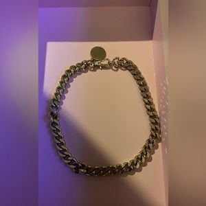 DKNY OS Gold chain necklace